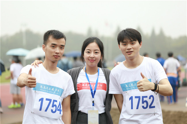 195A7660__1_meitu_1.jpg